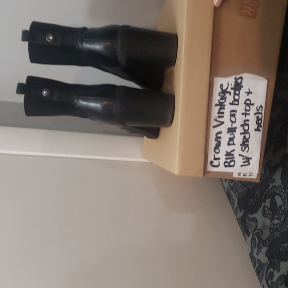 Booties - Picture 3 of 4